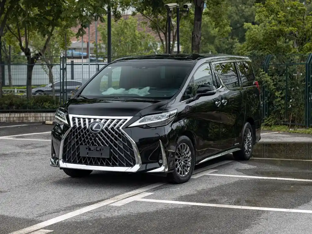 Lexus LM 2020 300h 4-seat Royal World Edition