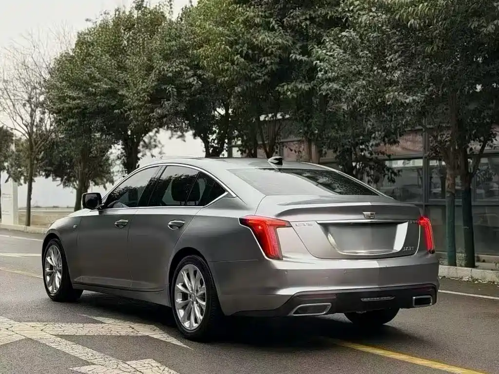 Cadillac CT5 — миниатюра 9