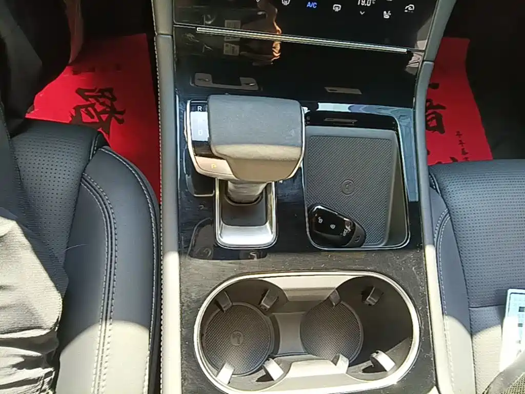 Li Auto Li ONE — миниатюра 14