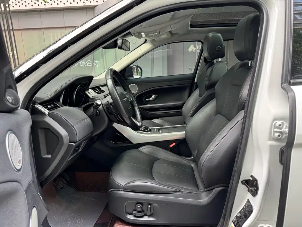 Land Rover Range Rover Evoque 2018 240PS SE