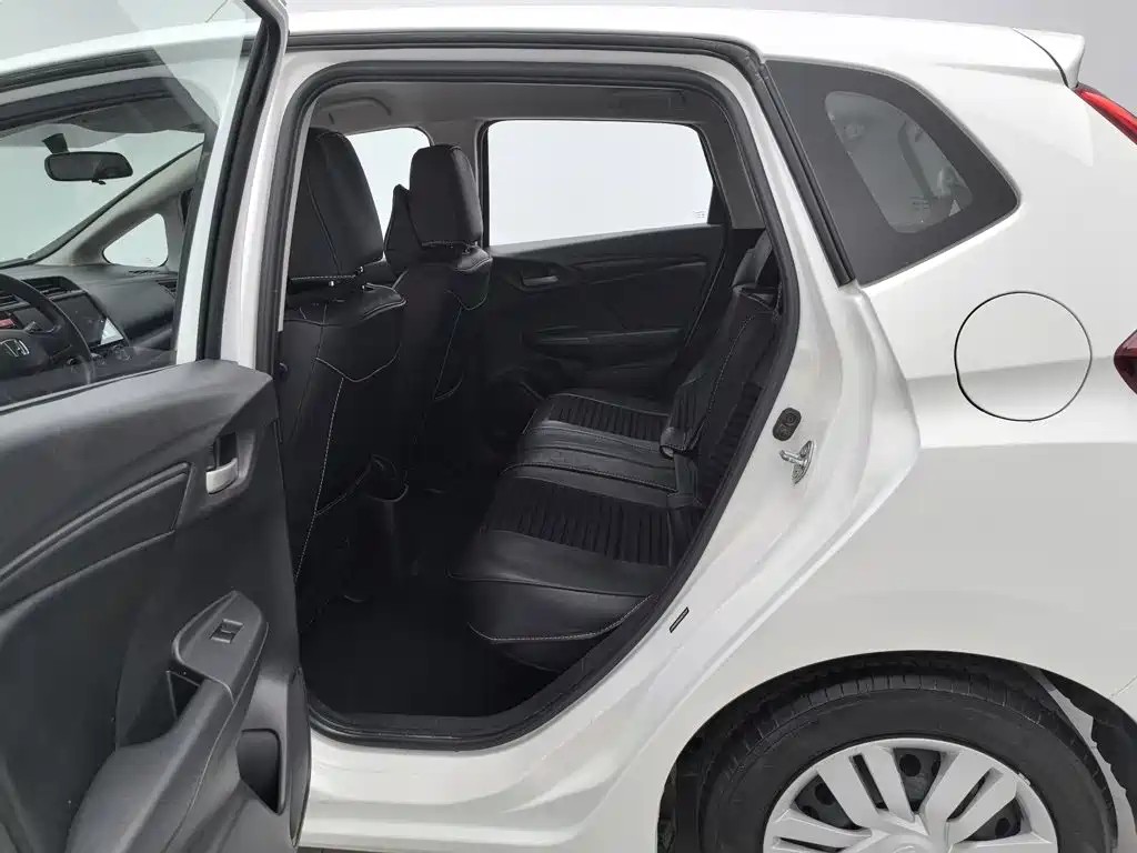 Honda Fit — миниатюра 15