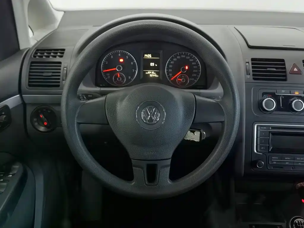 Volkswagen Touran — миниатюра 11
