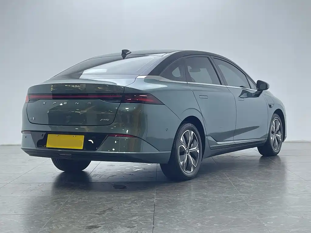 XPeng P5 — миниатюра 3