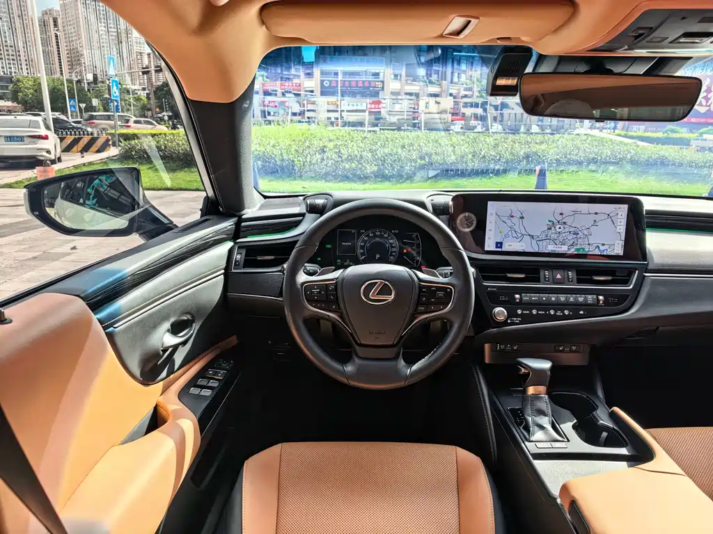 Lexus ES — миниатюра 18