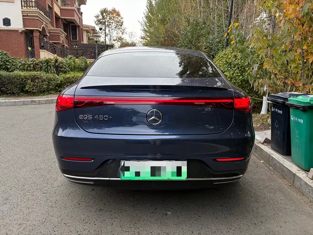 Mercedes-Benz EQS — миниатюра 2