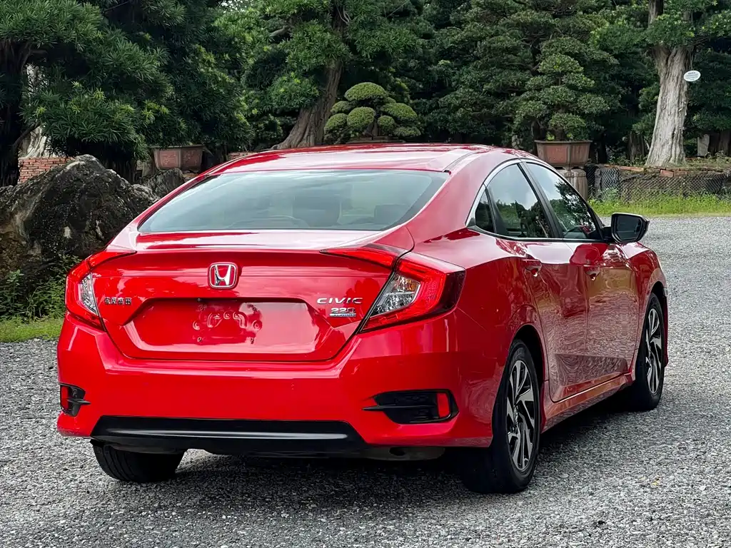 Honda Civic — миниатюра 5