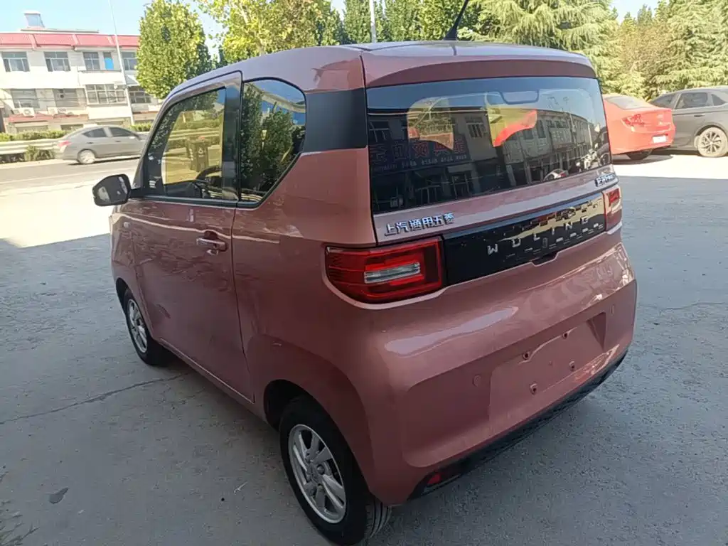 Wuling MINIEV — миниатюра 5