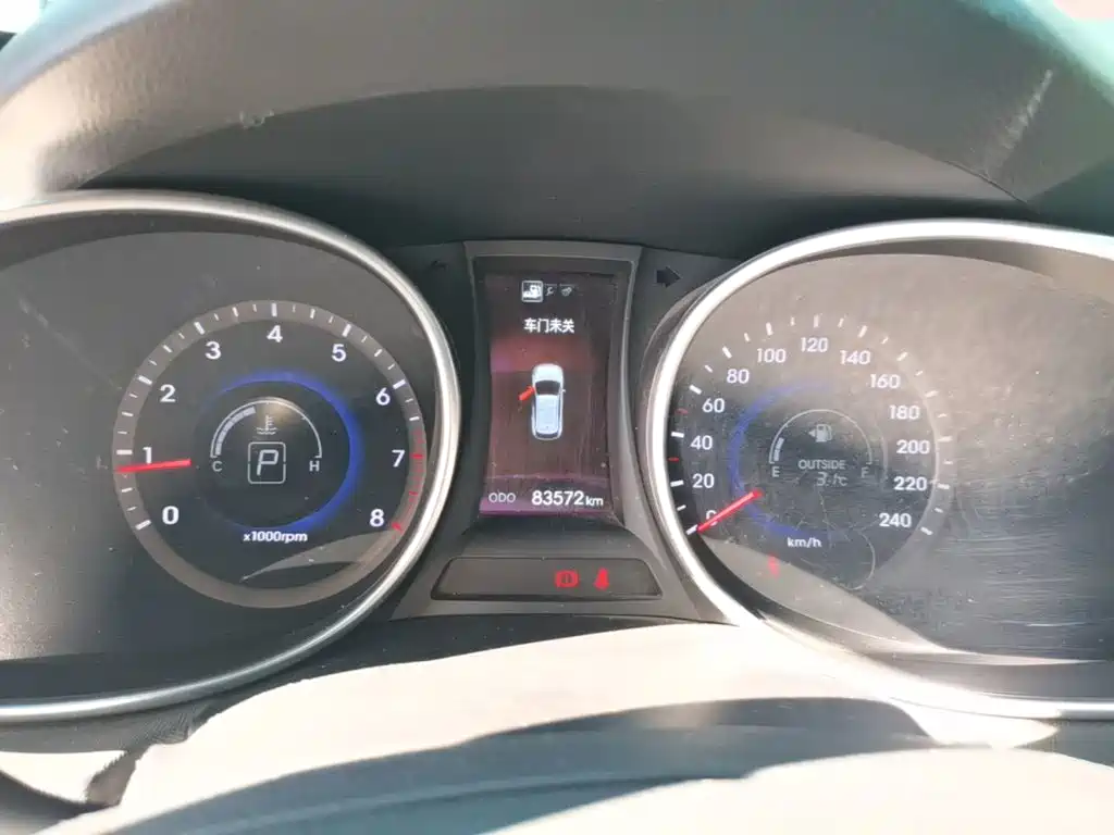 Hyundai Santa Fe — миниатюра 12