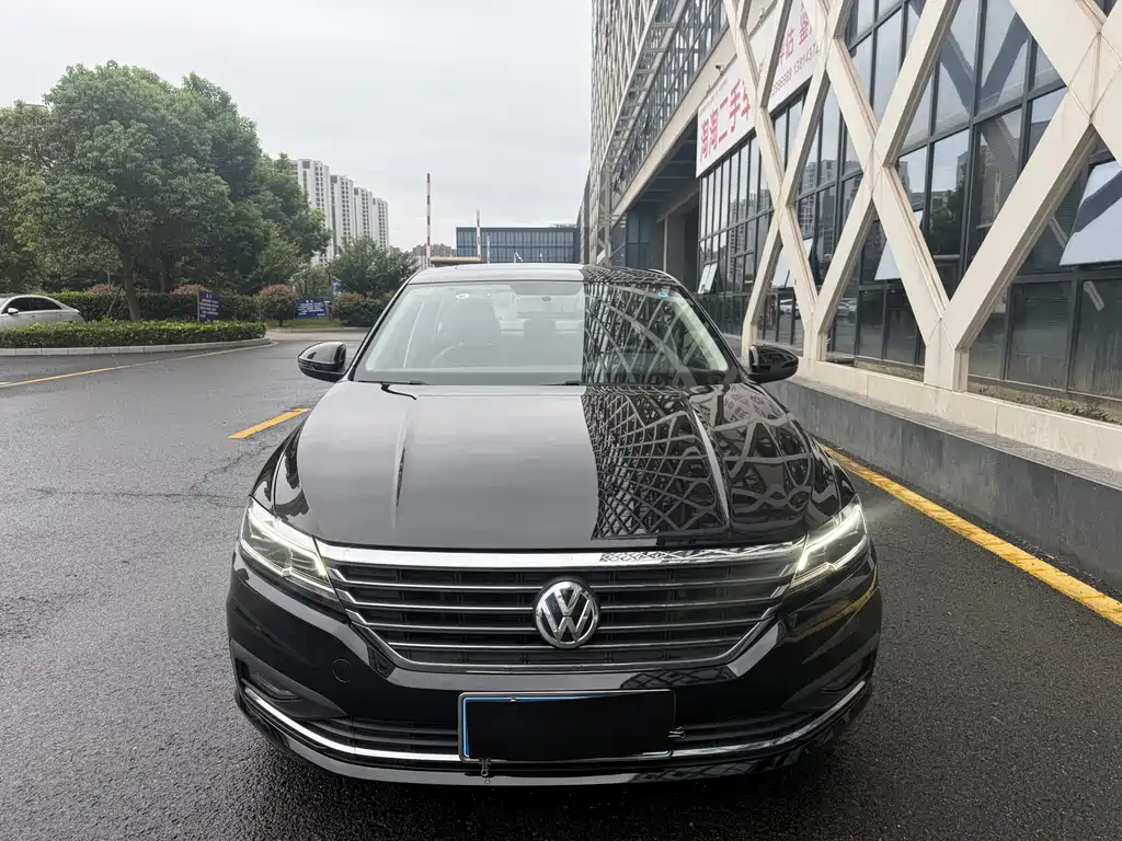 Volkswagen Lavida — миниатюра 2