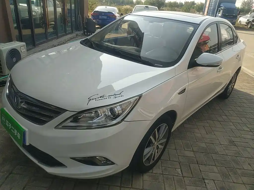 Changan Eado — миниатюра 2