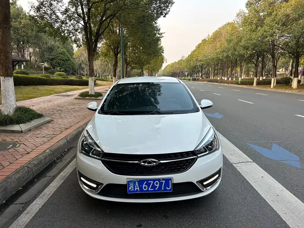 CHERY ARRIZO 5
