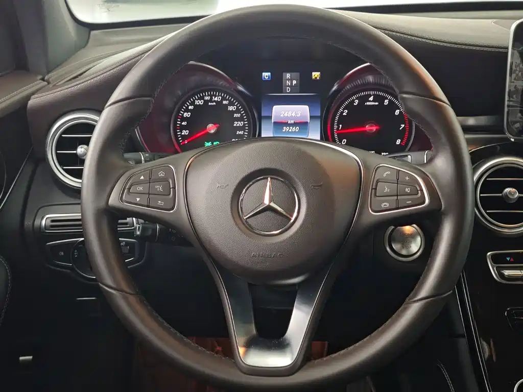 Mercedes-Benz GLC — миниатюра 6
