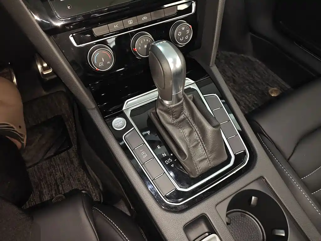 Volkswagen Magotan — миниатюра 10