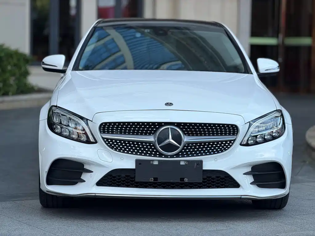 Mercedes-Benz C-Class — миниатюра 2