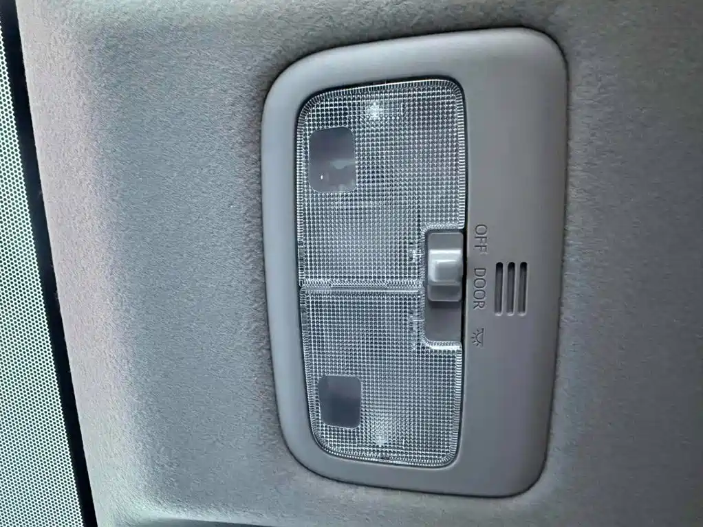 Toyota Yaris L — миниатюра 14