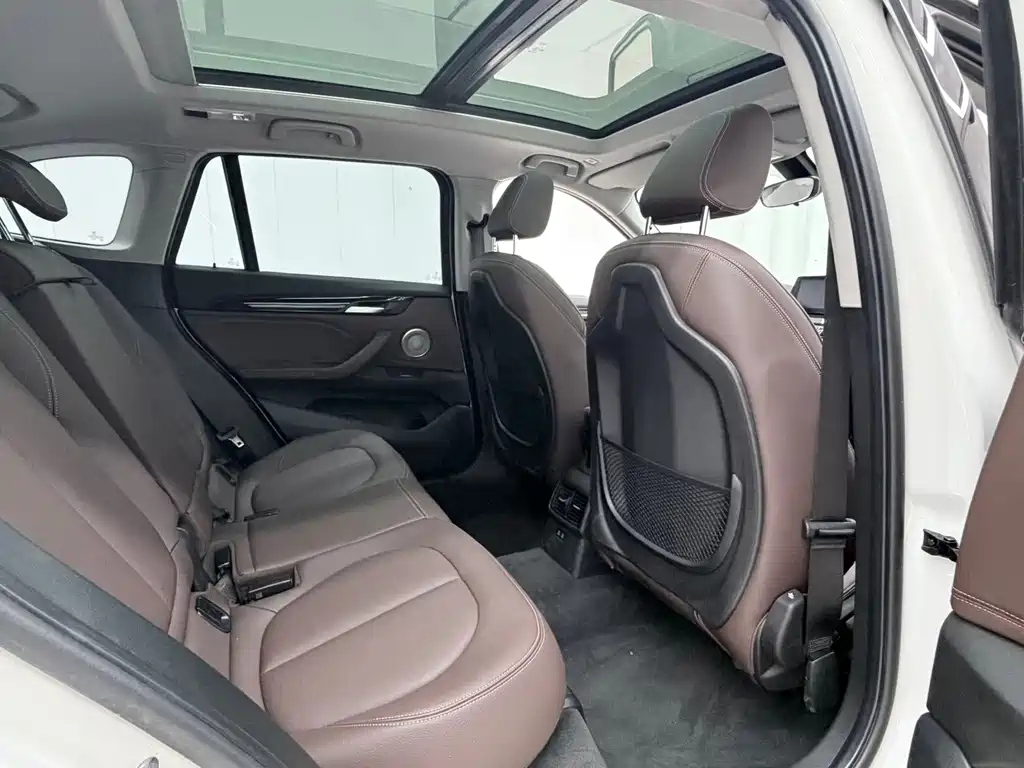 BMW X1 — миниатюра 8