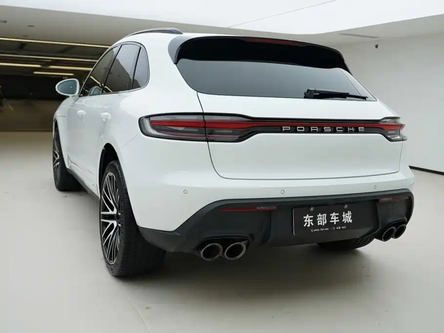 Porsche Macan — миниатюра 5