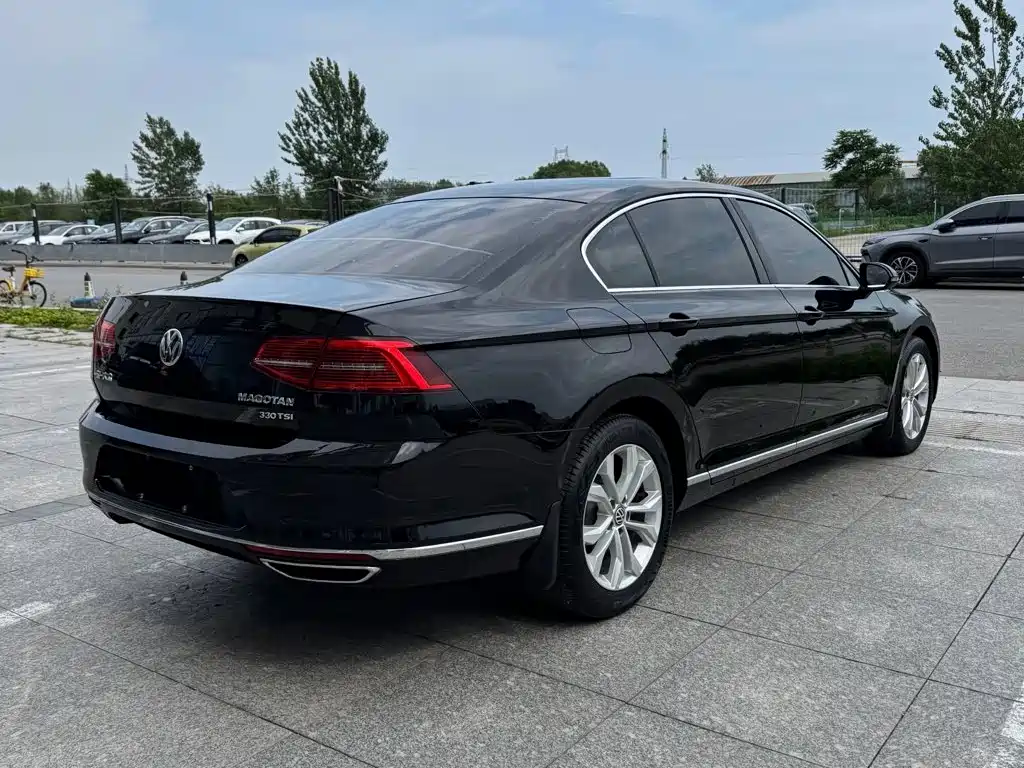 Volkswagen Magotan — миниатюра 4
