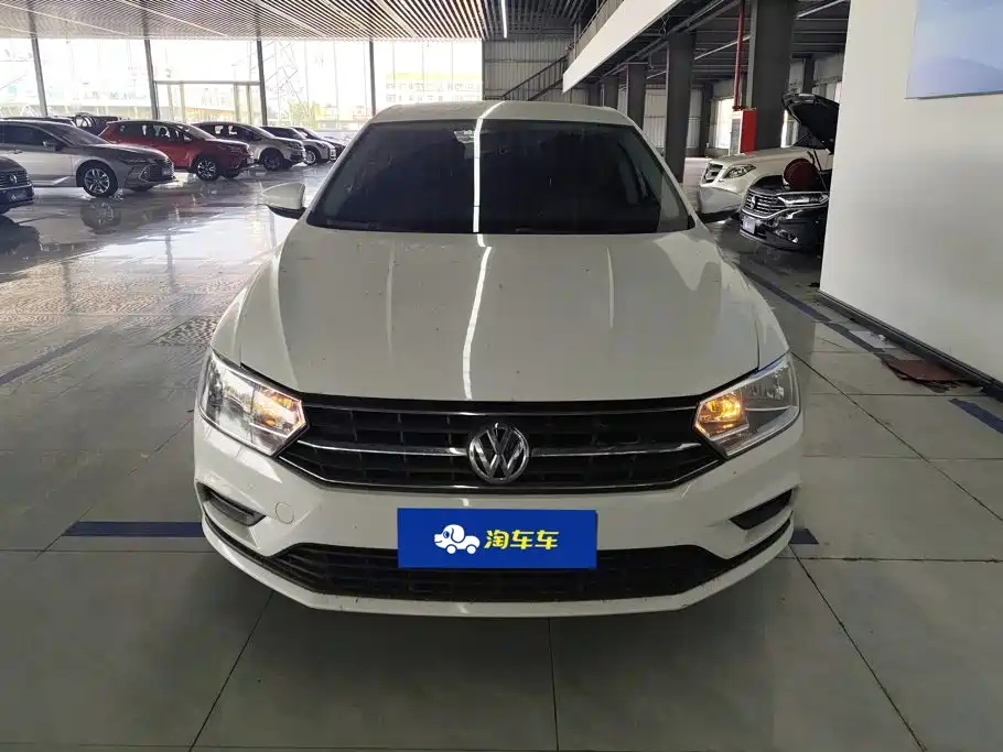 Volkswagen Bora — миниатюра 2