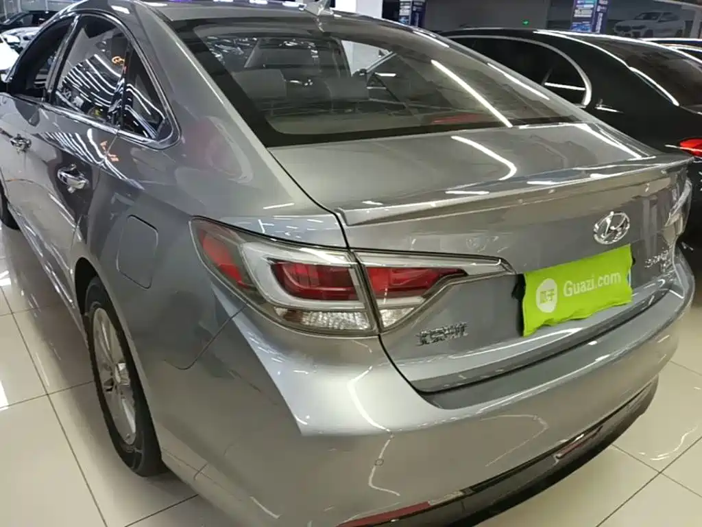 Hyundai Sonata — миниатюра 5