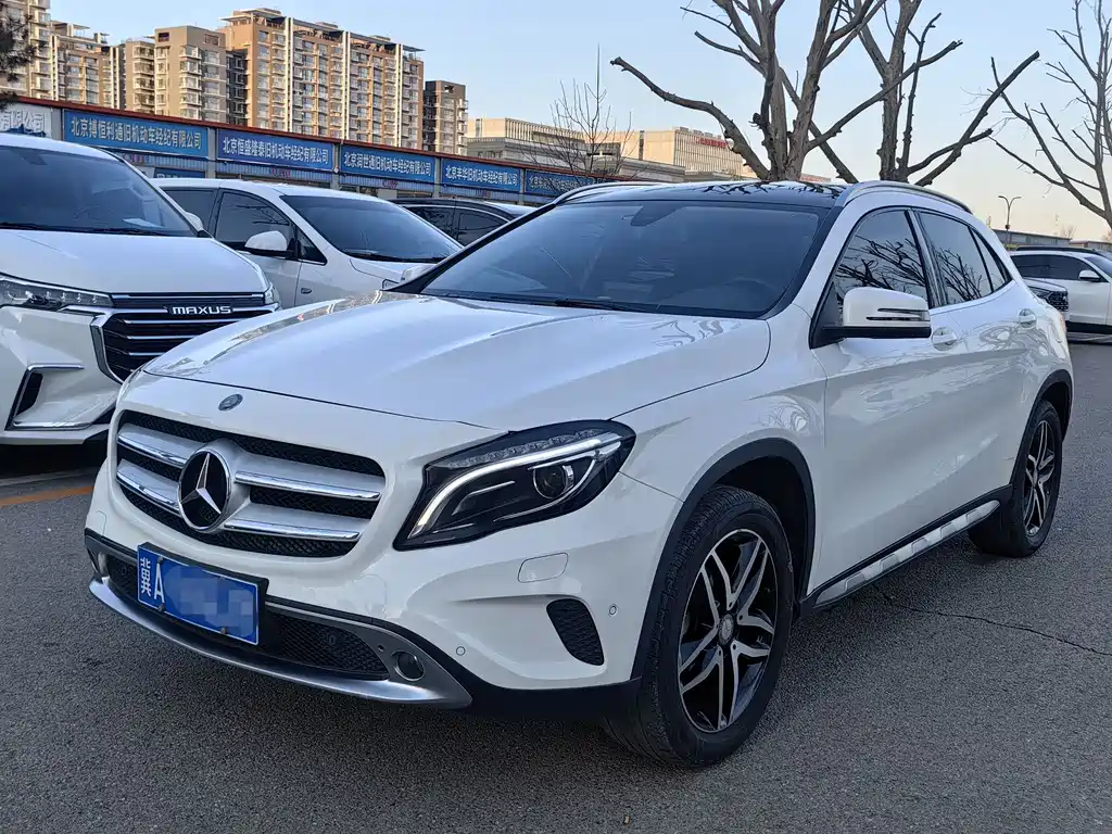 Mercedes-Benz GLA 2017