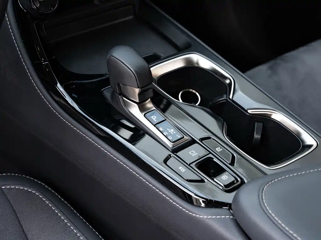 Lexus NX — миниатюра 15