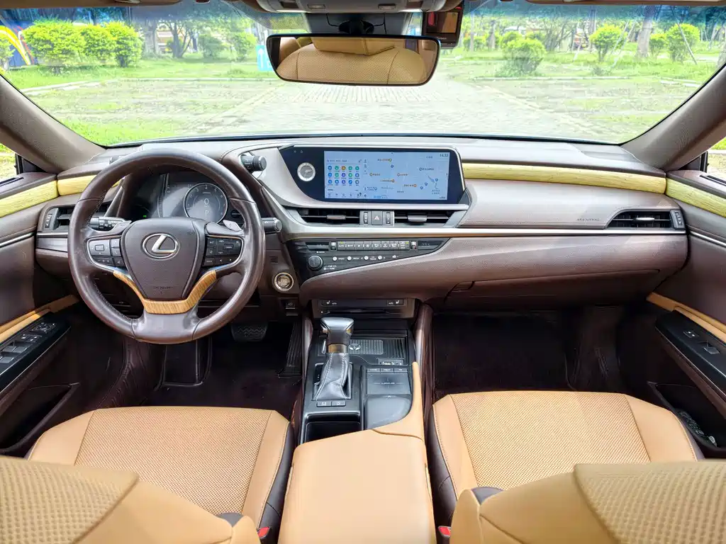 Lexus ES — миниатюра 21