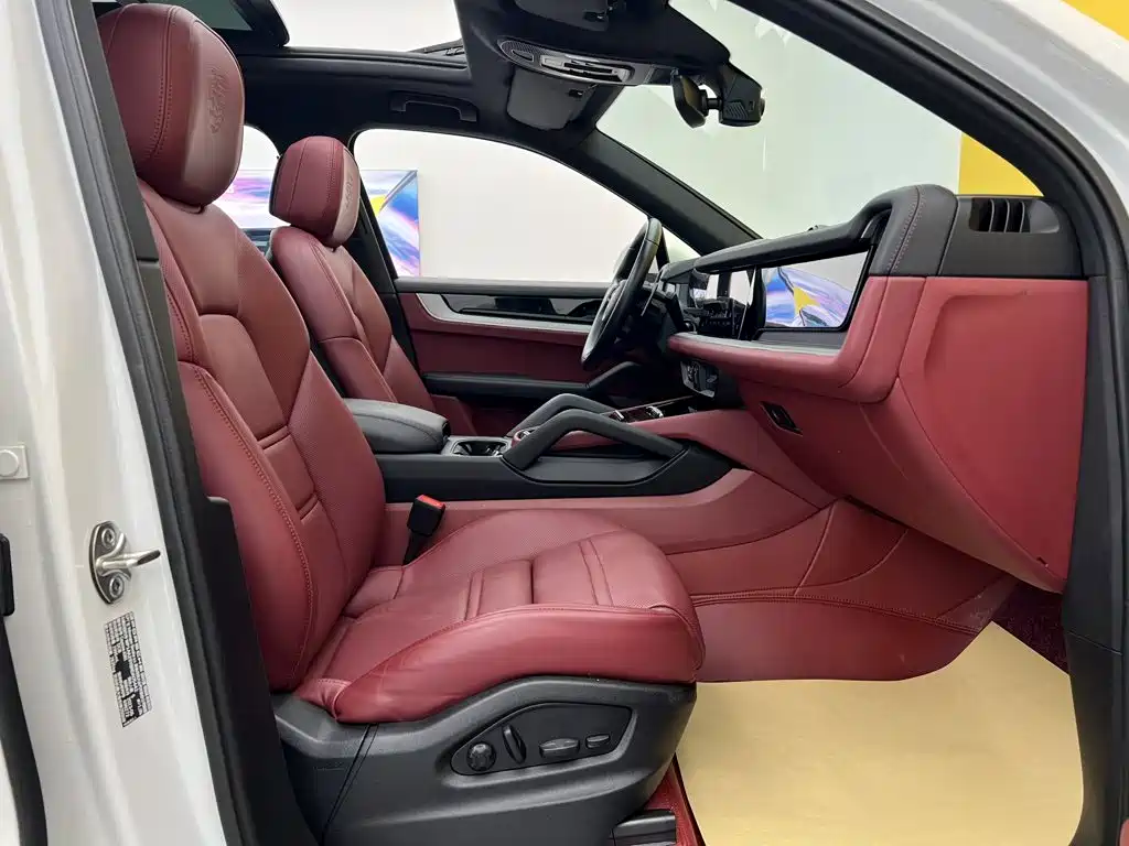 Porsche Cayenne — миниатюра 22