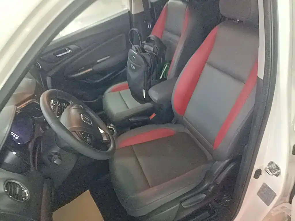 Changan CS15 — миниатюра 15