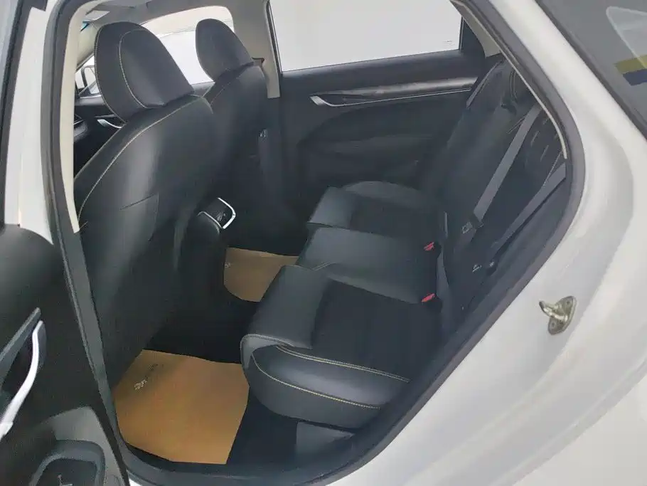 Geely Binrui — миниатюра 11