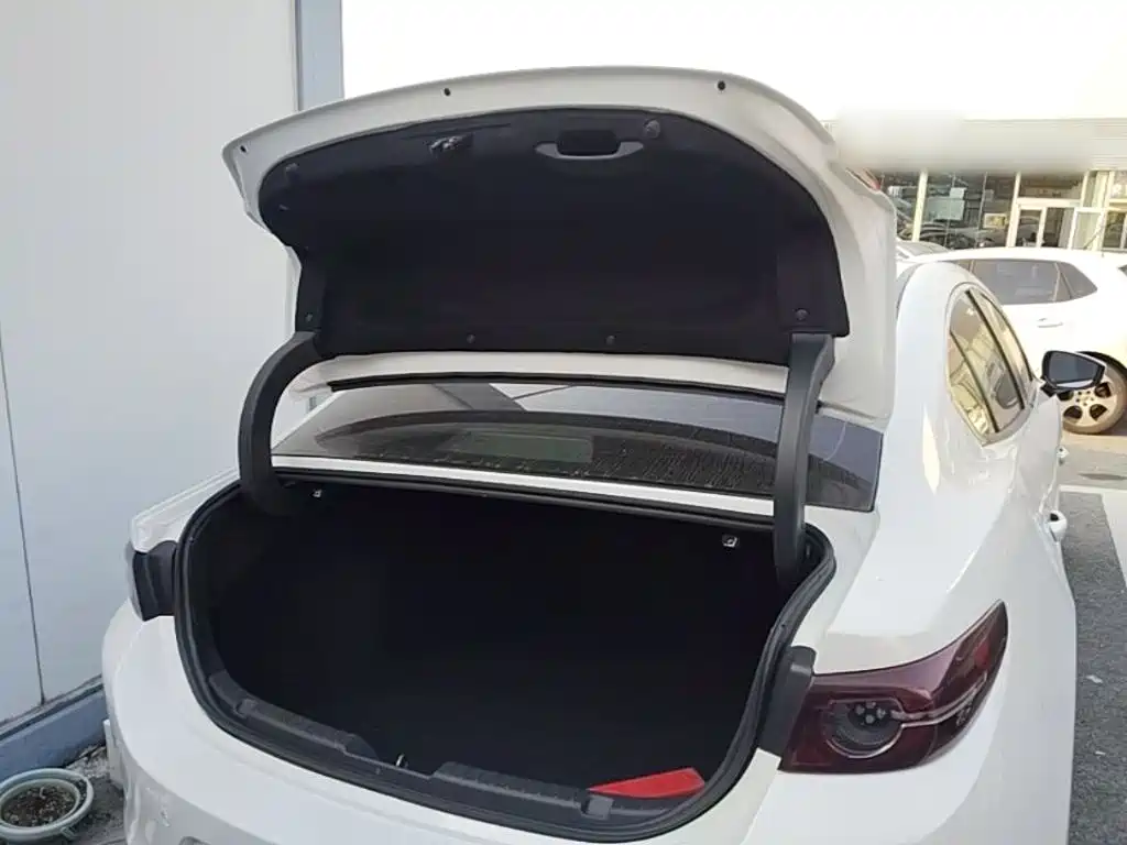 Mazda 3 Axela — миниатюра 19