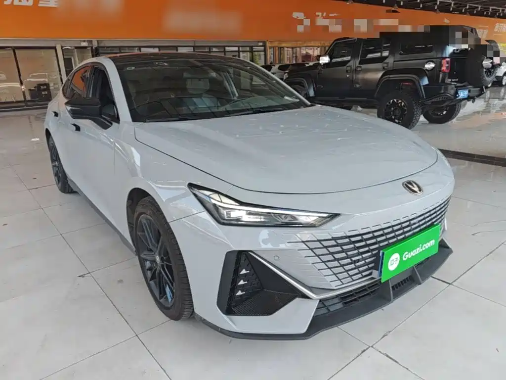 Changan UNI-V — миниатюра 4