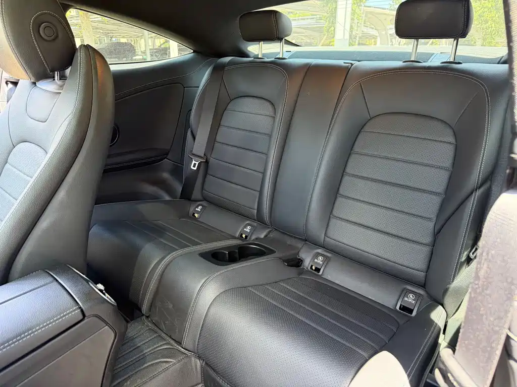 Mercedes-Benz C-Class (Import) — миниатюра 13