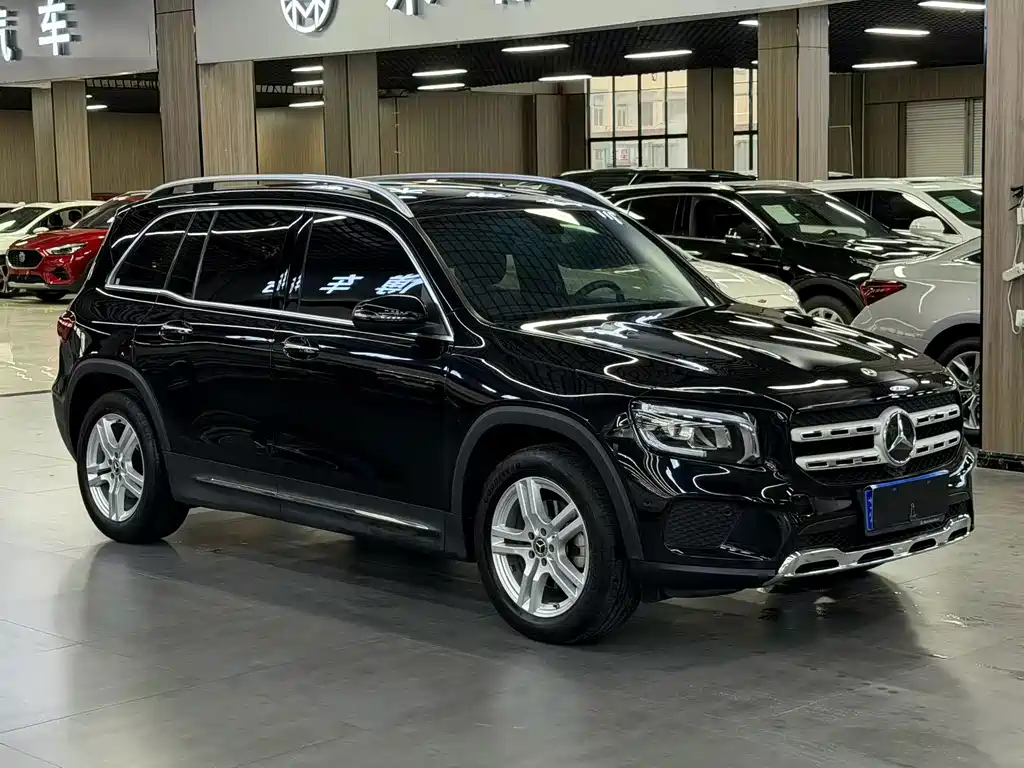Mercedes-Benz GLB — миниатюра 3