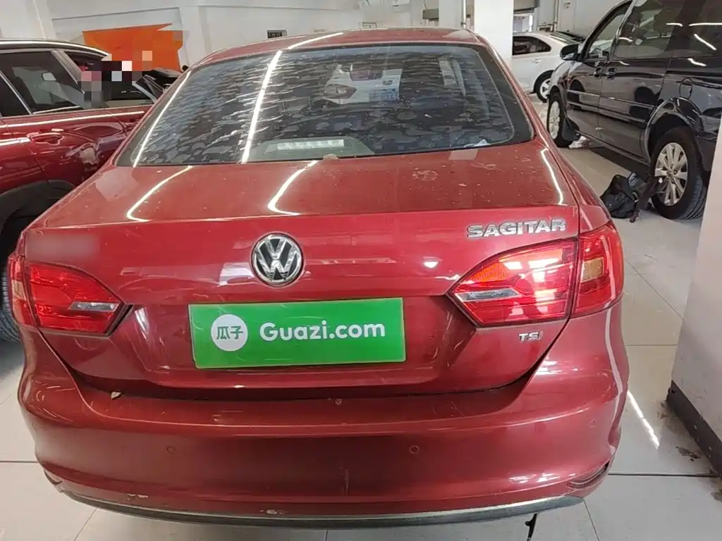 Volkswagen Sagitar — миниатюра 6