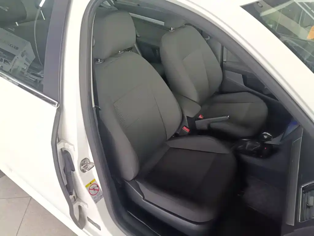 Volkswagen Lavida — миниатюра 25