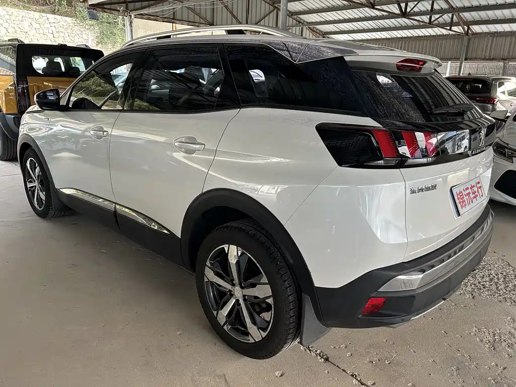 Peugeot 4008 — миниатюра 9