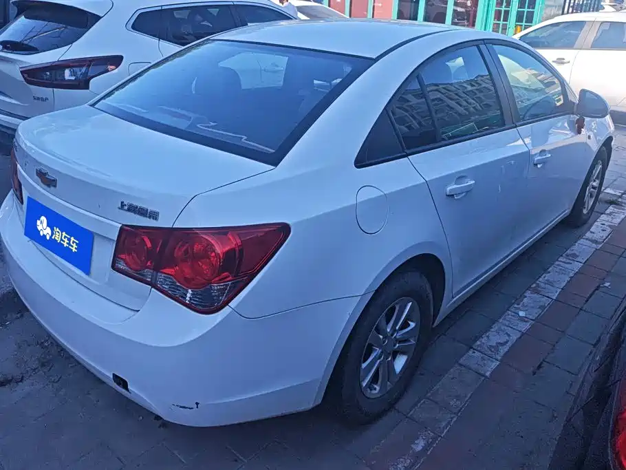 Chevrolet Cruze — миниатюра 3