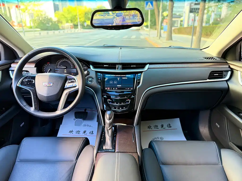 Cadillac XTS — миниатюра 8