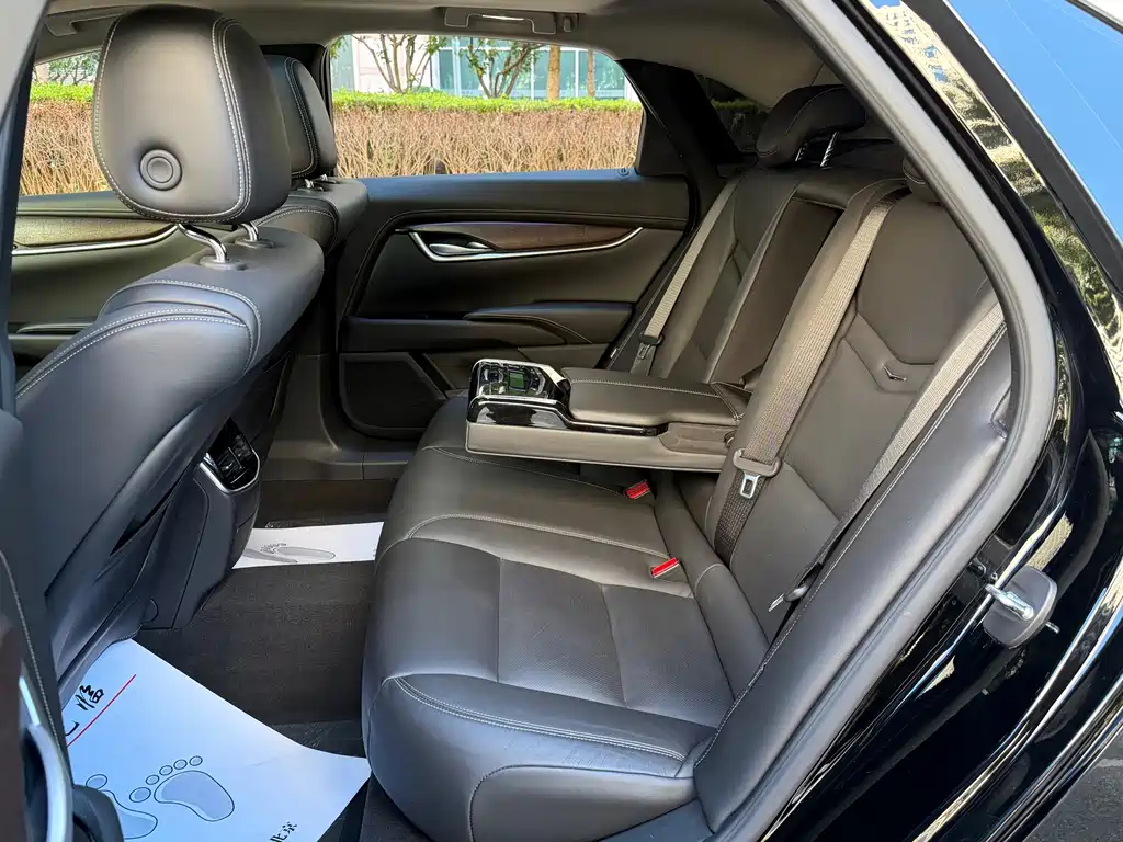 Cadillac XTS — миниатюра 22