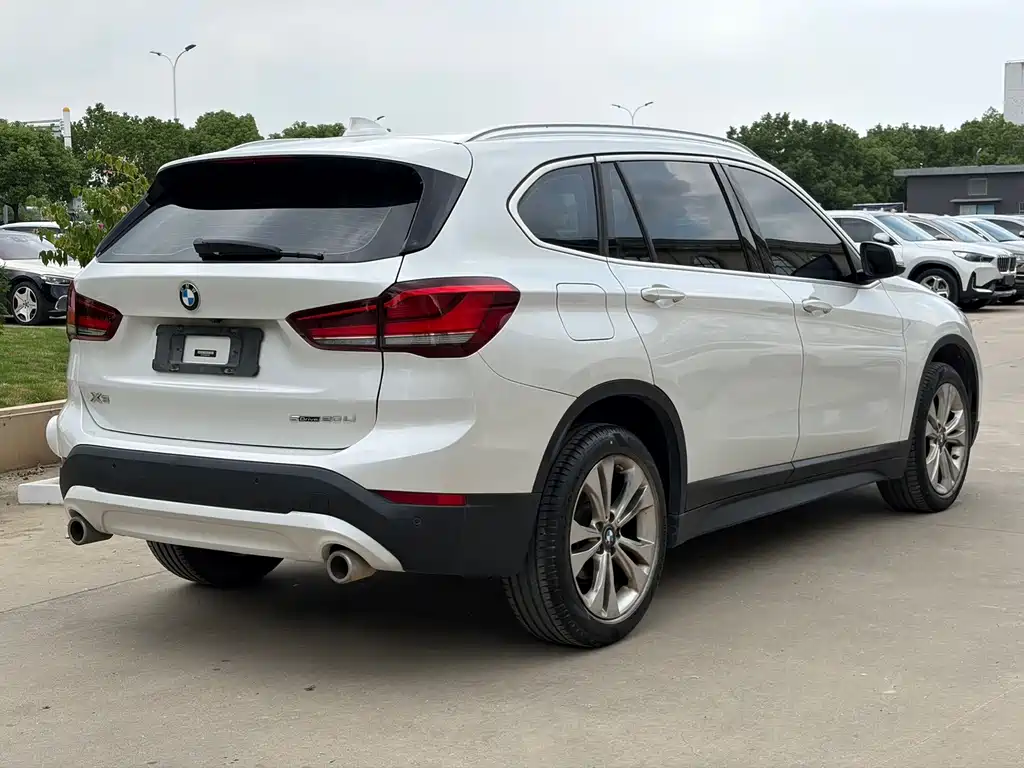 BMW X1 — миниатюра 4