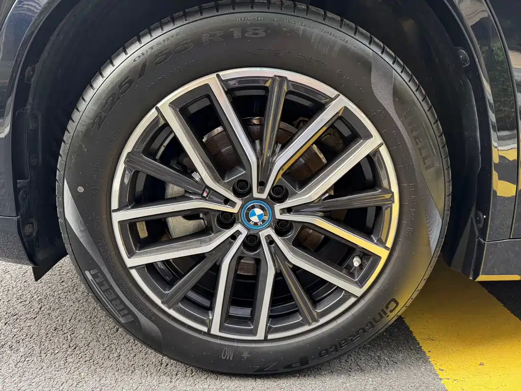 BMW iX1 — миниатюра 12