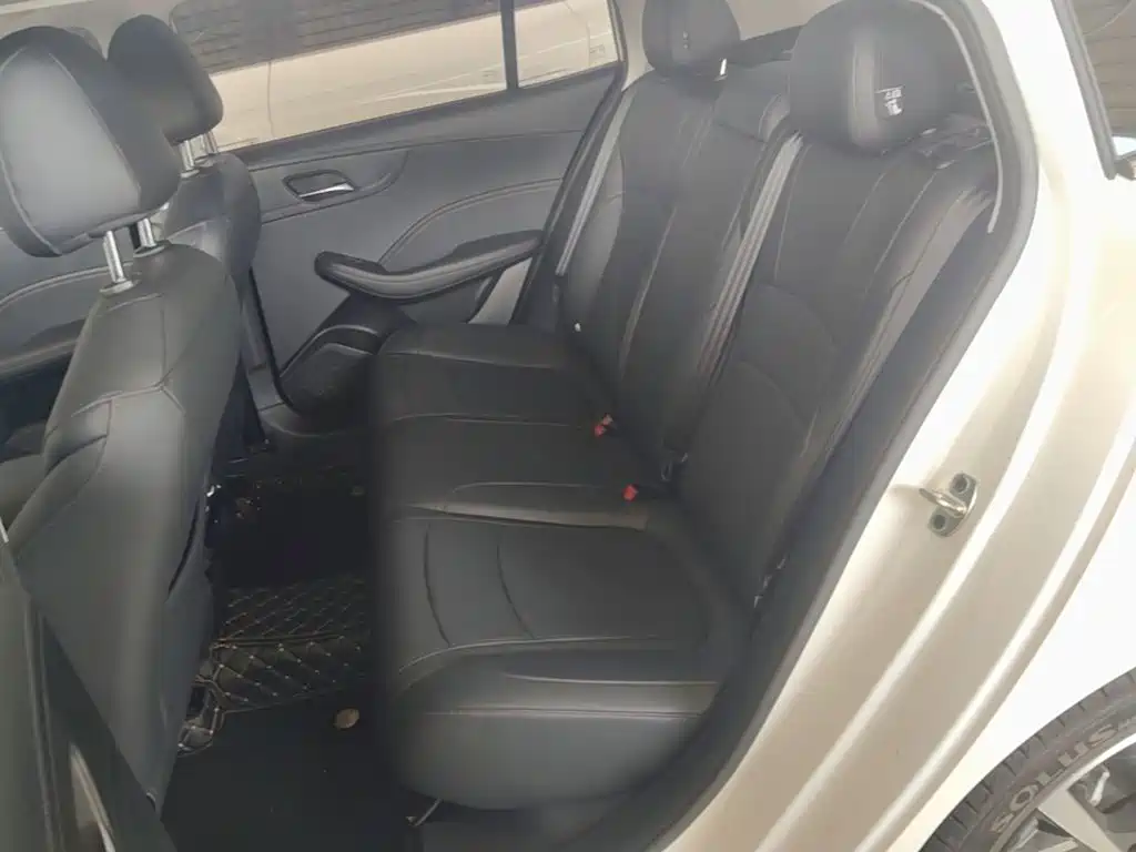 Roewe i5 — миниатюра 17