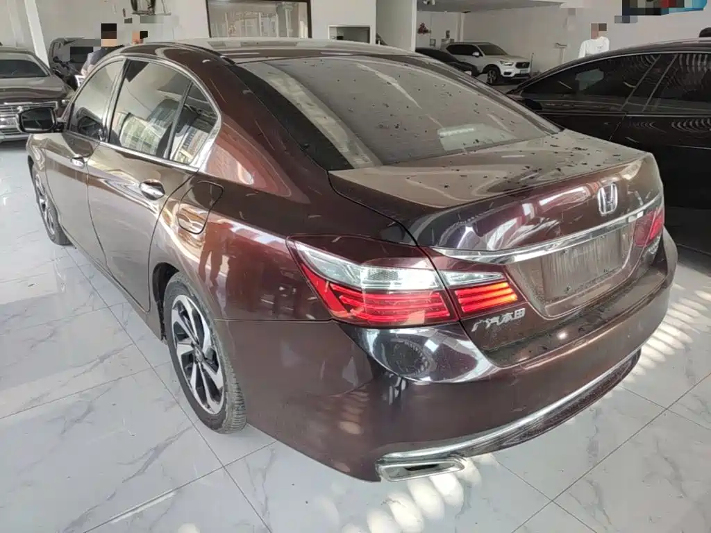 Honda Accord — миниатюра 5