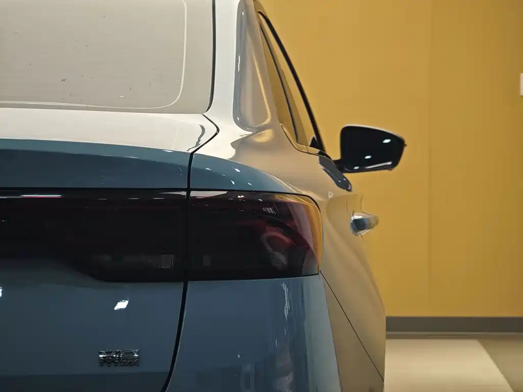 Geely Emgrand — миниатюра 26