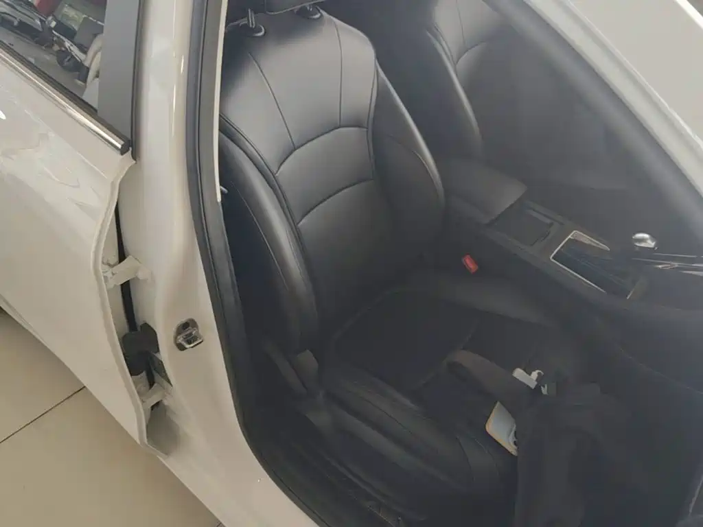 Roewe i5 — миниатюра 25