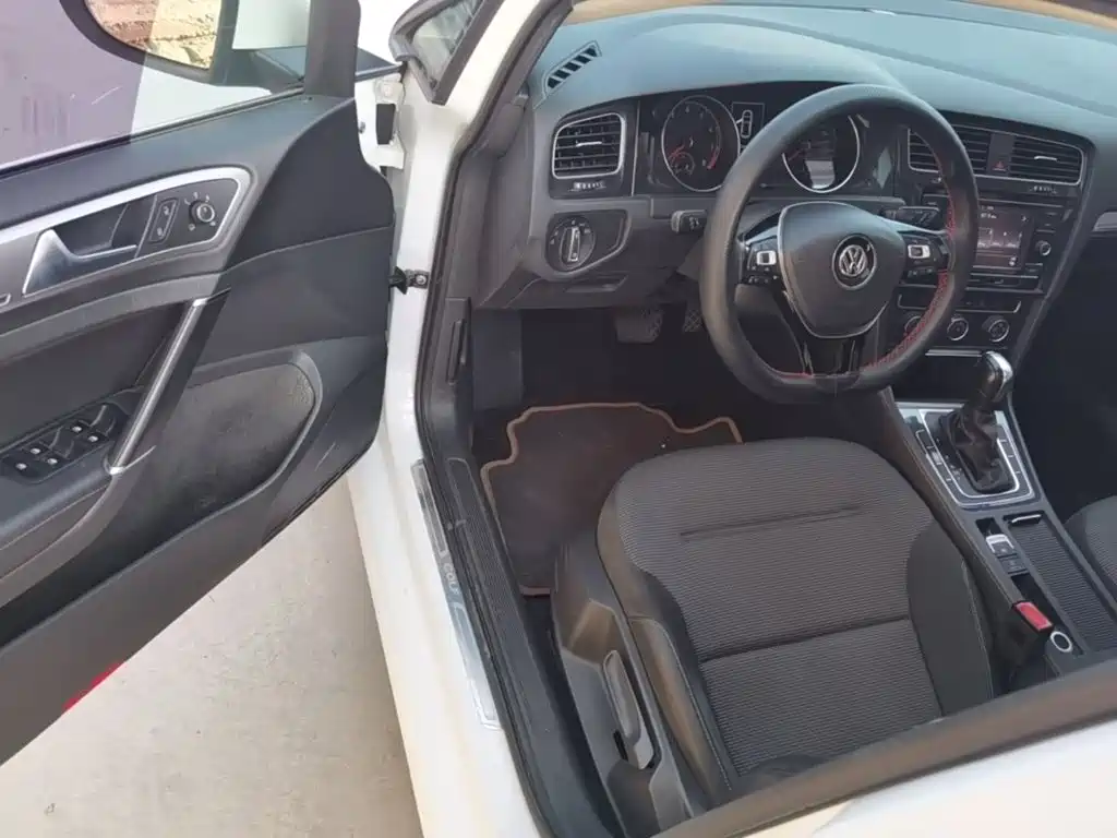 Volkswagen Golf — миниатюра 16