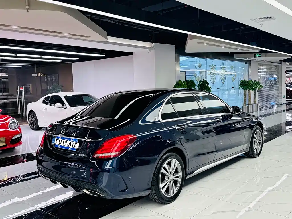 MERCEDES-BENZ C CLASS