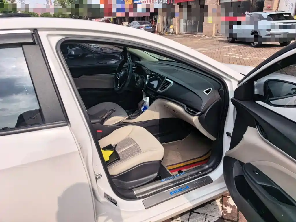 Buick Excelle — миниатюра 18
