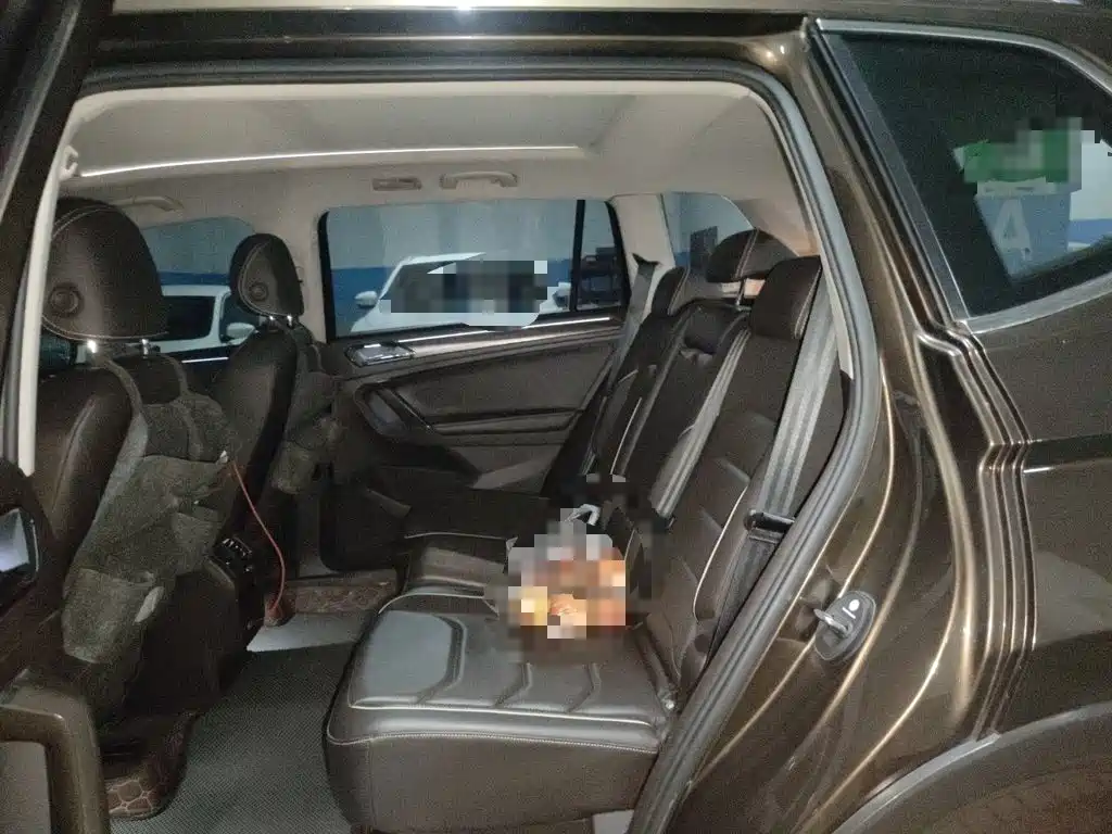 Volkswagen Tiguan L — миниатюра 13